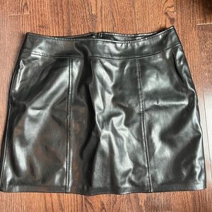 Pleather mini skirt